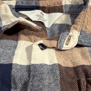 H&M Plaid Flannel Shirt in Navy, Tan & Cream